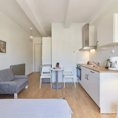 Apartament Bright Lovely In Saloniki